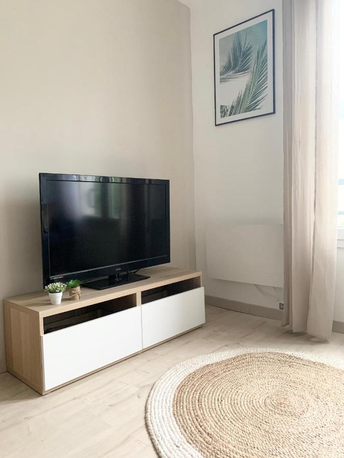 Studio 30M2 - Au Pied De La Gare - Parking 세르지 외부 사진
